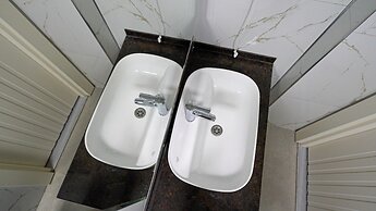 Mitra Otel