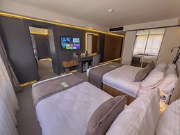 Sera Lake Center Hotel