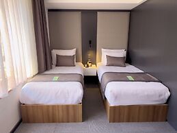 Sera Lake Center Hotel