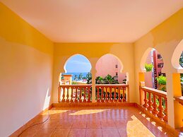 Royal Beachfront Apartments