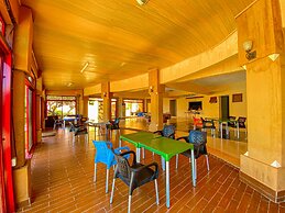 Royal Beachfront Apartments