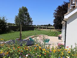 Leafield House @ Nables Farm