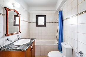Villa Nikolina - 5 En-suite Bedrooms