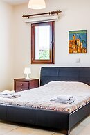 Villa Nikolina - 5 En-suite Bedrooms