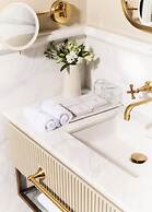 2 Chesham Hotel