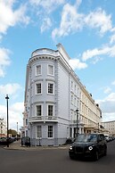 2 Chesham Hotel