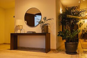 Casa Continental Hotel Boutique y Suites