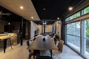 THE GRANDEUR