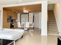 Waterfront Luxury Residences