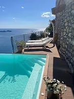 Villa Stone