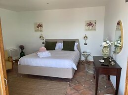 Villa Stone