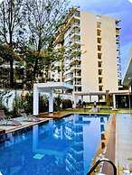 Lux Suites Havana Studio Apartments
