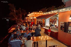 Sea Sunset Hotel