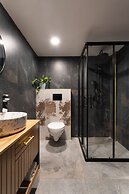 Mulan TLV Hotel