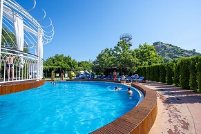 Hotel Legjenda