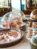 Hotel Legjenda