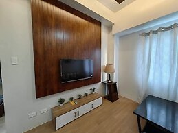 2 Spacious 2Br Loop Tower1524