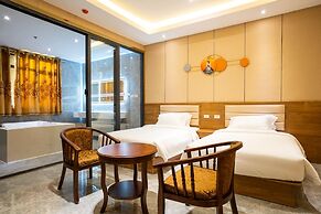 Home me Hotel