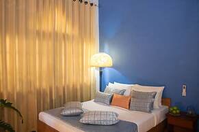 Holistic Villas River