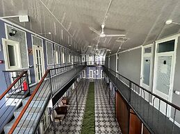 The Palms Hostel