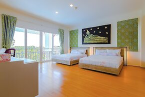 7 Bedrooms Mansion on The Golf Course-JB