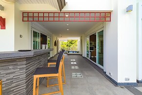 7 Bedrooms Mansion on The Golf Course-JB