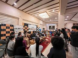 Crown Himalaya Hotel
