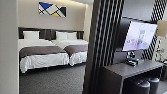 Yongin Central CO'OP Hotel