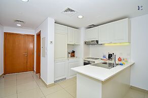 Stunning Sea View 2Bed near Tram Stn