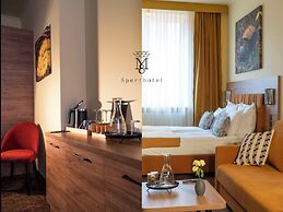 Mariensztat 8 Hotel