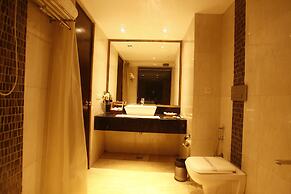 PLUTOS HOTEL