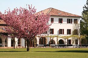 FARM HOUSE
