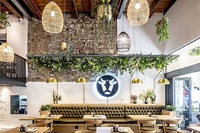 Studio @ 50 Bree Street - The Barracks 324