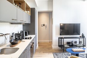 Studio @ 50 Bree Street - The Barracks 324