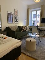 Double Studio - RÖRIS