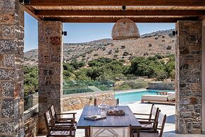 Ninemia Villa Complex in Crete