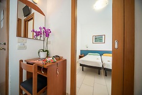 HOTEL TAORMINA