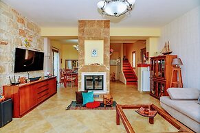 Adam Stone Villa