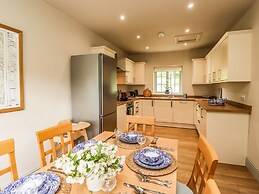 Upper Lodge