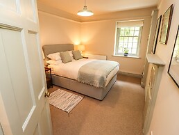 Upper Lodge