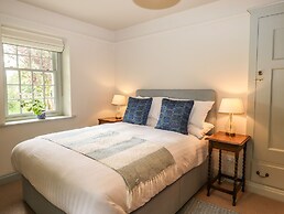 Upper Lodge