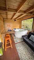 Glamping Magic Love