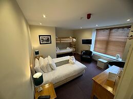 The George Hotel