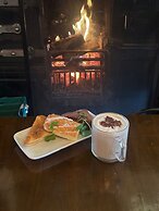 The George Hotel