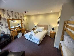 The George Hotel