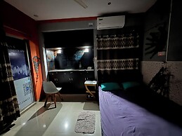 Hostel by zoo family