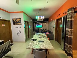 Hostel by zoo family
