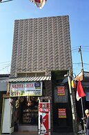 OYO Life 93061 Kost Vicky Syariah