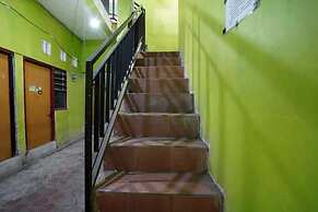 OYO Life 93061 Kost Vicky Syariah