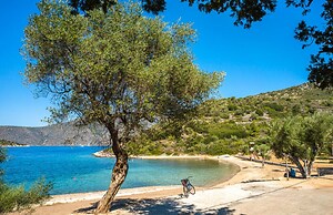Loutsa Waterside in Vathy